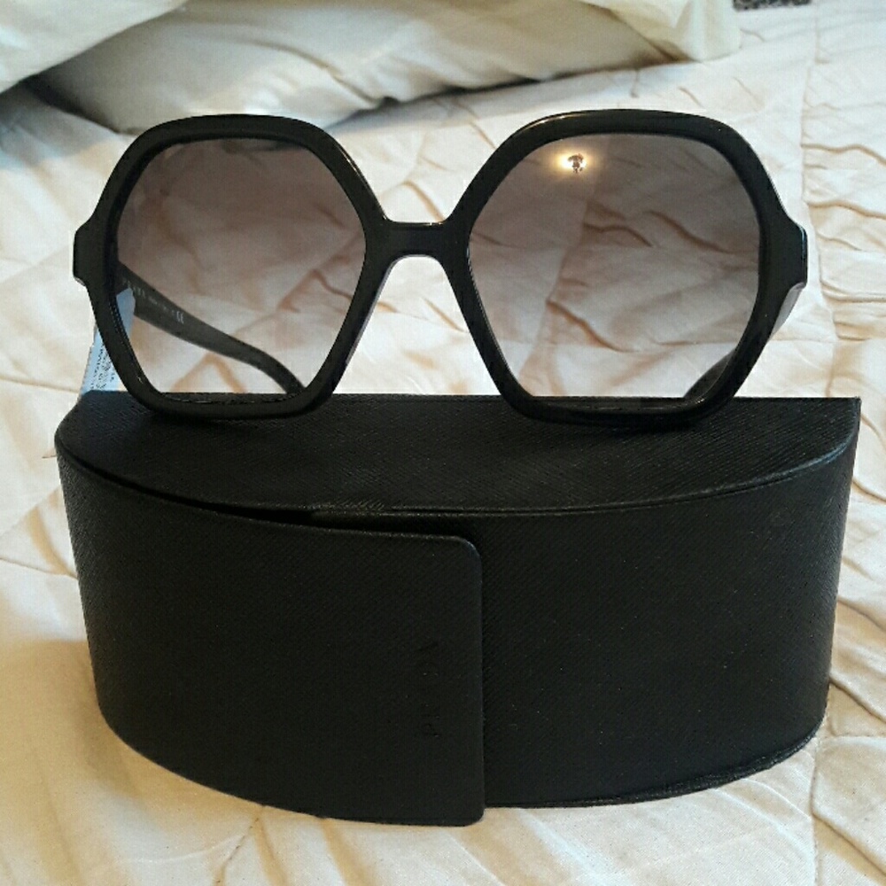 PRADA Sunglasses Black